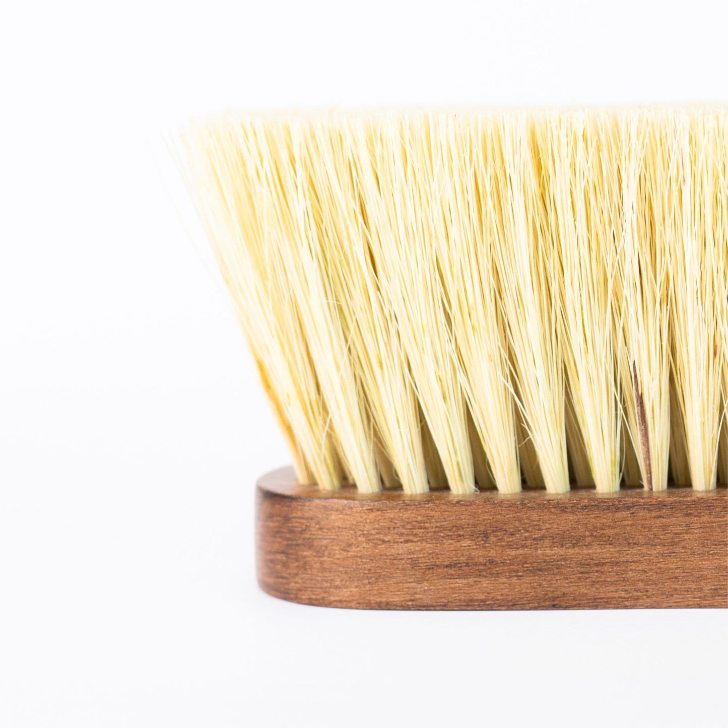 Semi-soft brush - félpuha kefe