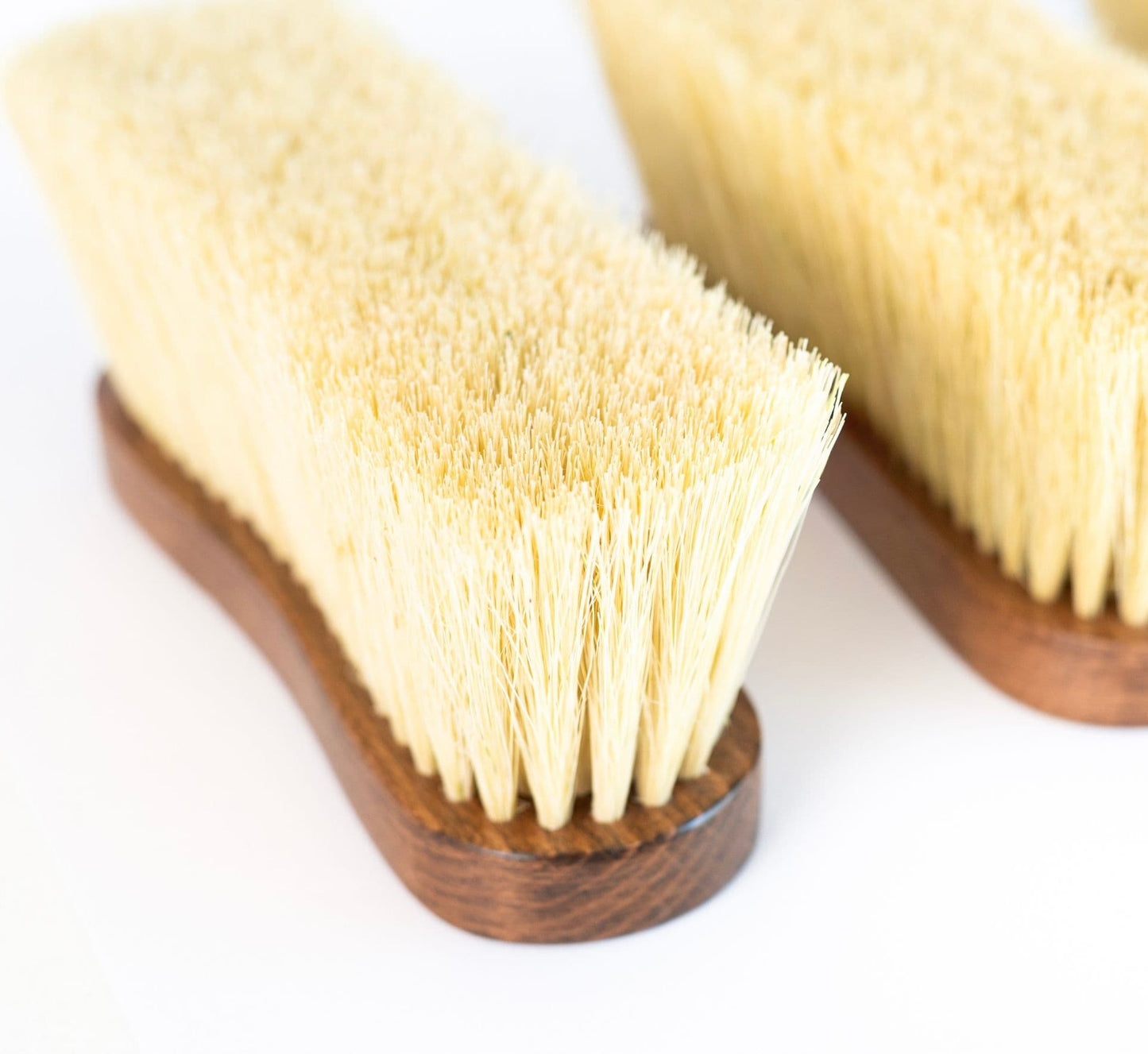 Semi-soft brush - félpuha kefe